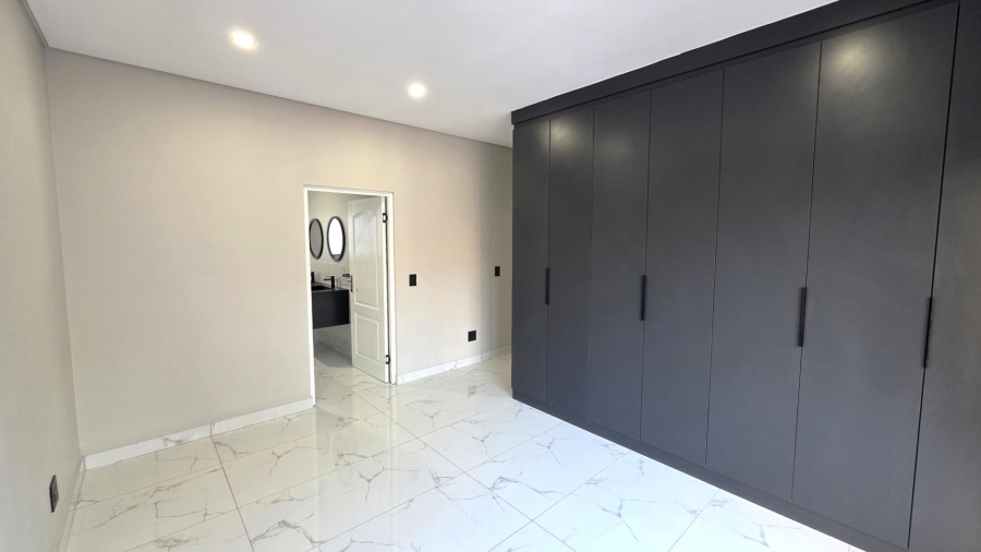 4 Bedroom Property for Sale in Melodie North West